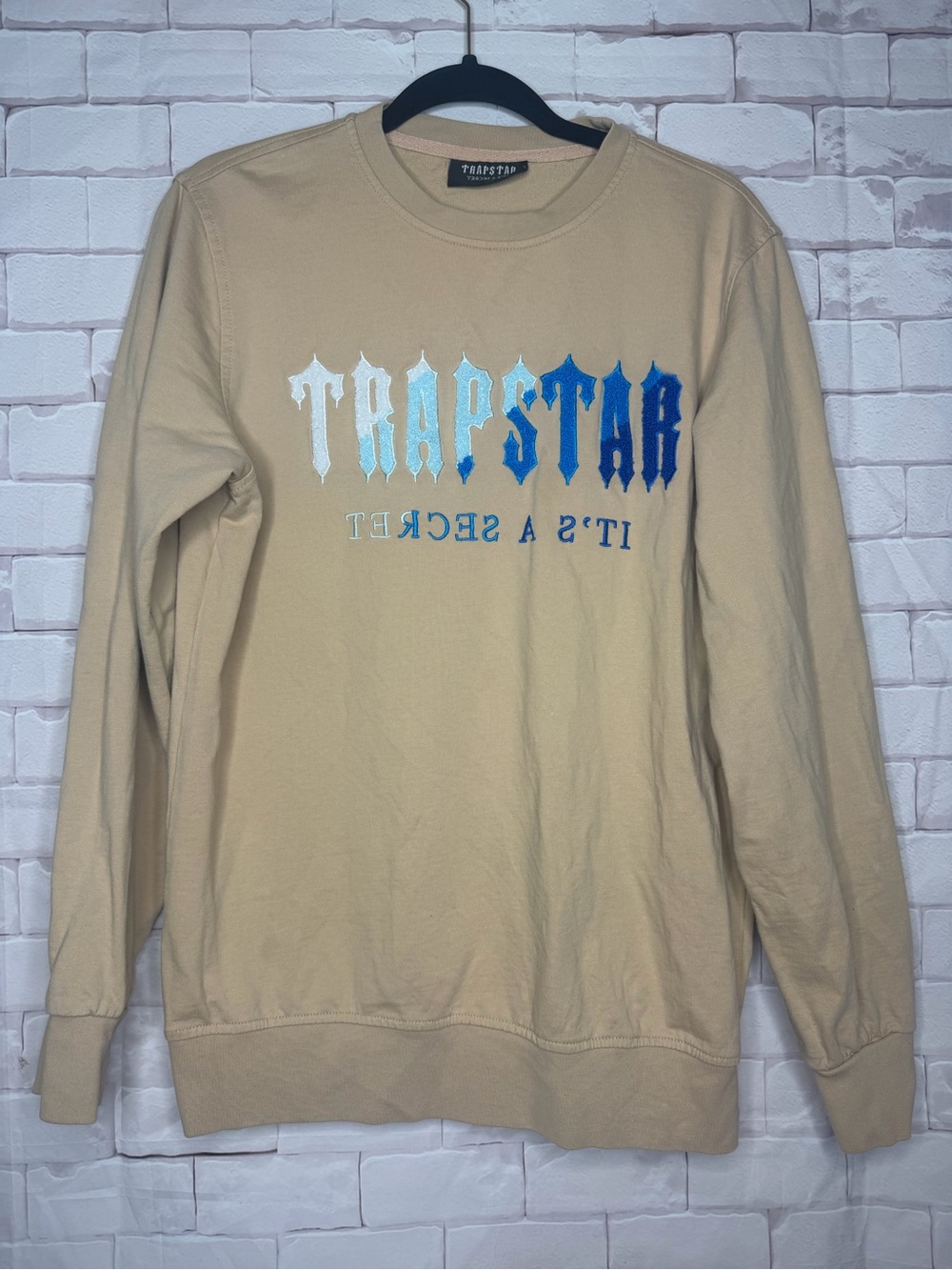Trapstar It’s A Secret Tan Embroidered Crewneck Sweatshirt Size Large